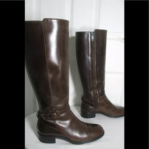 Tod’s knee high boots 37.5